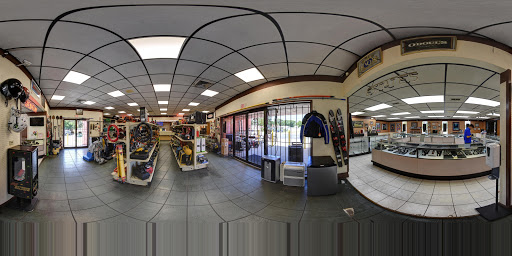 Pawn Shop «MoneyMan Pawn & Jewelry», reviews and photos, 1608 53rd Ave E, Bradenton, FL 34203, USA