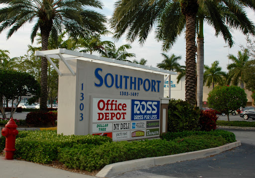 Shopping Mall «Southport Shopping Center», reviews and photos, 1303 SE 17th St, Fort Lauderdale, FL 33316, USA