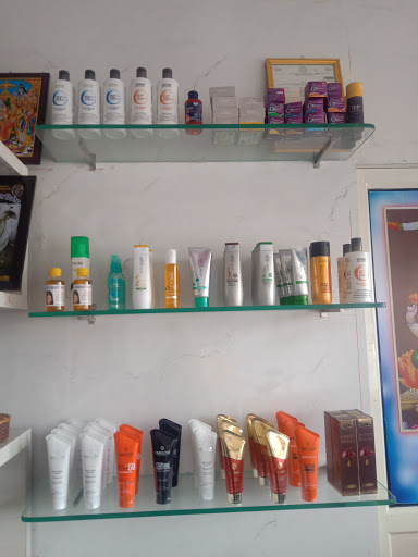 Hair Salon «Spicy Cuts Hair Salon», reviews and photos, 28715 Los Alisos Blvd, Mission Viejo, CA 92692, USA