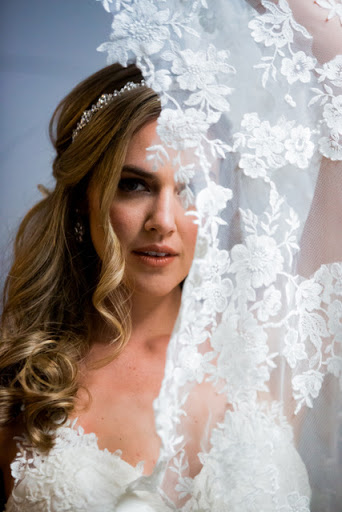 Bridal Shop «Carrie Karibo Bridal Boutique», reviews and photos, 334 W Benson St, Cincinnati, OH 45215, USA