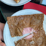Photo n° 5 de l'avis de Thanyaphat.a fait le 26/11/2022 à 12:32 pour Crêperie Les Ambassadeurs à Saint-Malo