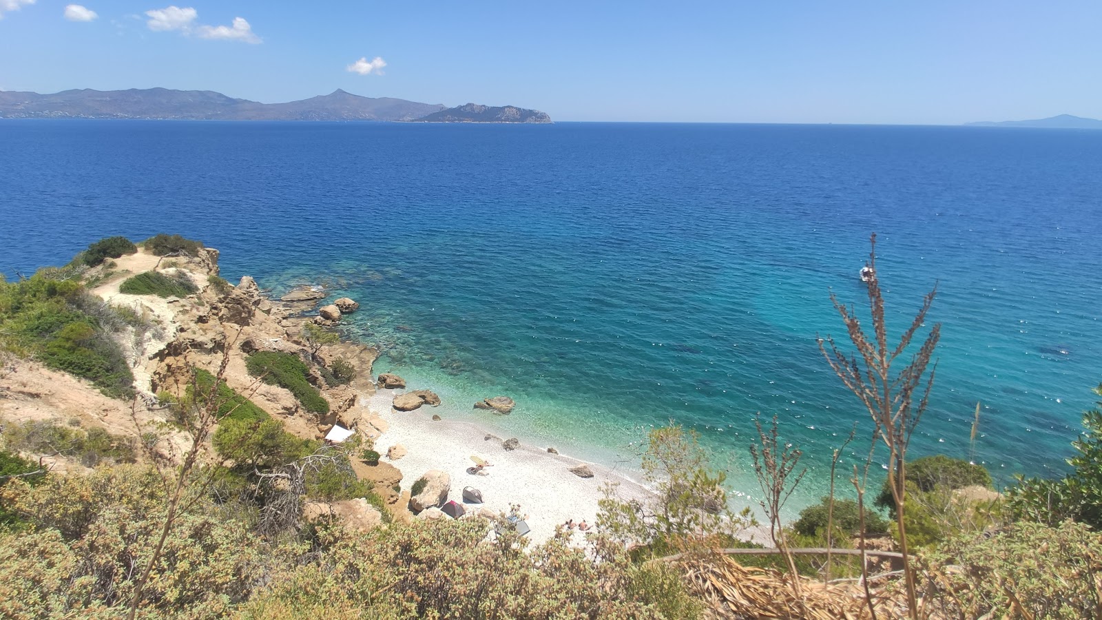 Foto av Chalikiada Strand med liten vik