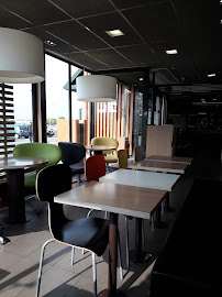 Atmosphère du Restauration rapide McDonald's à Mondeville - n°10