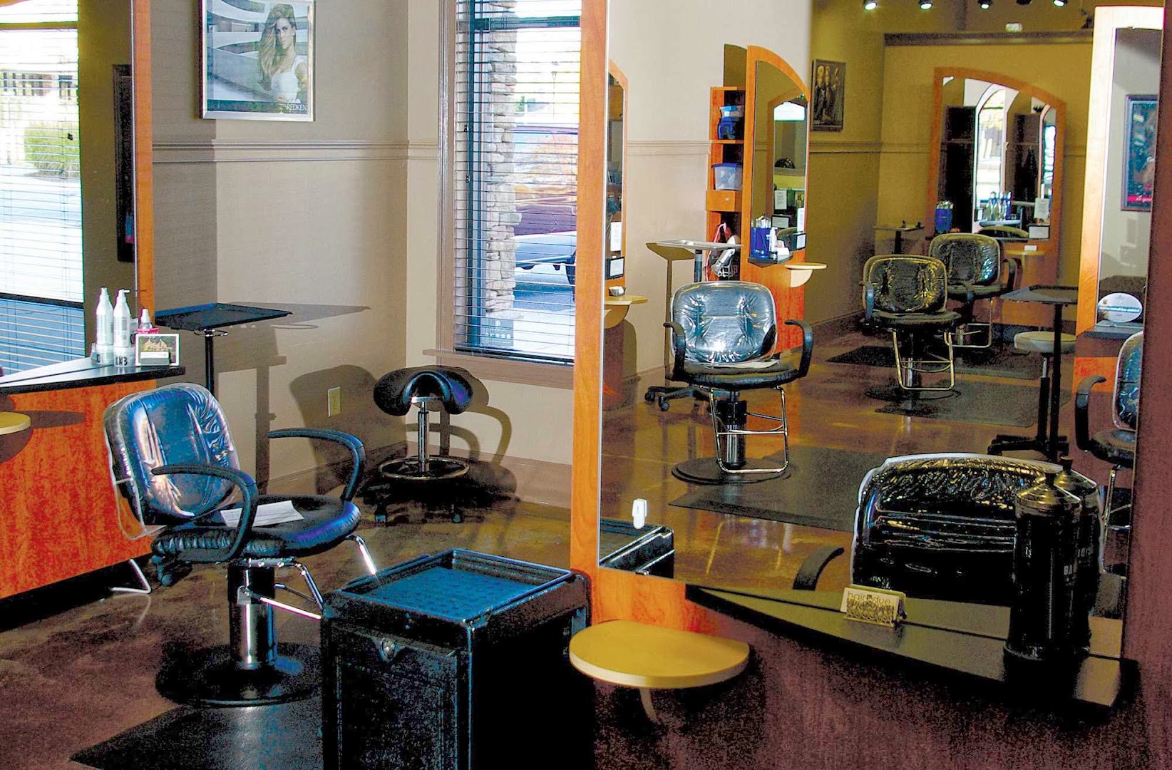 Hairdue Salon & Spa