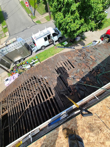 Roofing Contractor «Hinckley Roofing», reviews and photos, 3587 Ridge Rd, Medina, OH 44256, USA