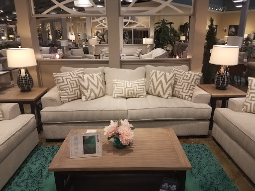 Furniture Store «Pilgrim Furniture & Mattress City Milford», reviews and photos, 1755 Boston Post Rd, Milford, CT 06460, USA