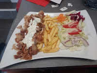 Plats et boissons du Le Royal Kebap Restaurant à Châteaubriant - n°1