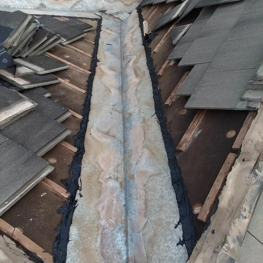 Roofing Contractor «Quality Roofing», reviews and photos, 8222 N Lamar Blvd E-43, Austin, TX 78753, USA