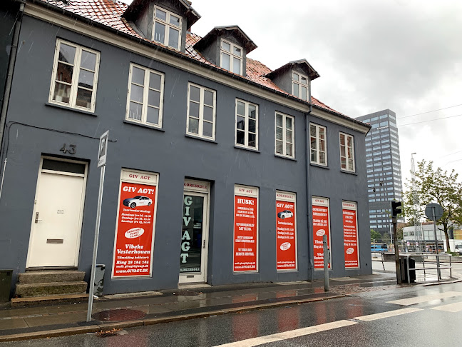 Vesterhouen Vibeke Lykke (Kørelærer)