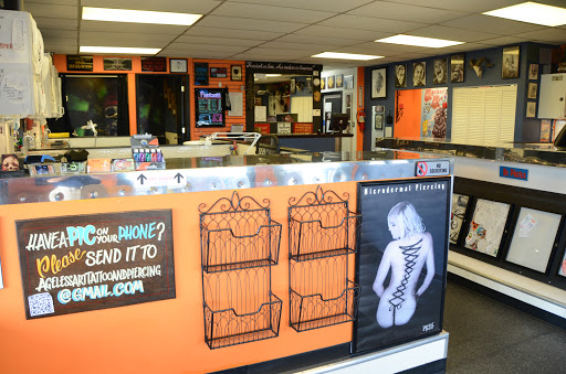 Tattoo Shop «Ageless Art Tattoo & Piercing», reviews and photos, 711 E Lewis and Clark Pkwy, Clarksville, IN 47129, USA