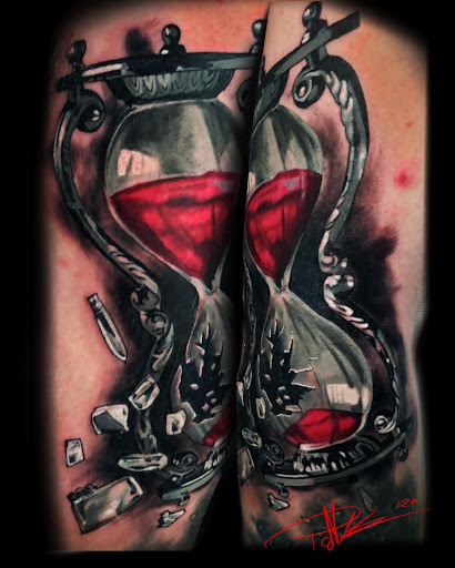 Explore bottom sleeve tattoo ideas, creative tattoo ideas in West Chester, available at Double Diamond Tattoos