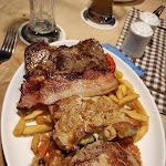 Photo n°1 de l'avis de Peter.u fait le 22/09/2021 à 10:37 sur le  Brückenwirt à Bruckmühl