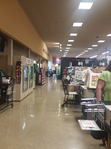 Grocery Store «Safeway», reviews and photos, 2836 Pacific Ave, Forest Grove, OR 97116, USA