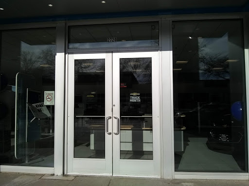 Used Car Dealer «Rogers Auto Group Chicago», reviews and photos, 2720 S Michigan Ave, Chicago, IL 60616, USA