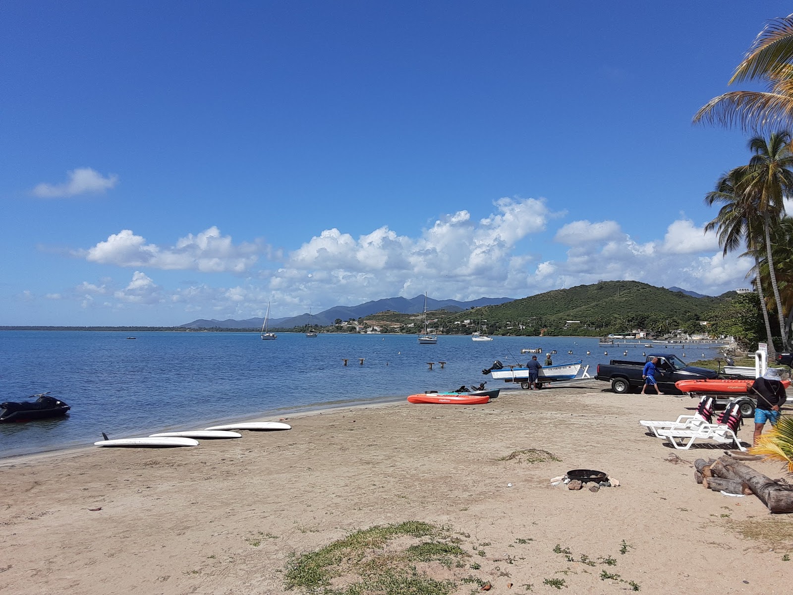 Photo de Playa Malecon De Patillas avec un niveau de propreté de très propre