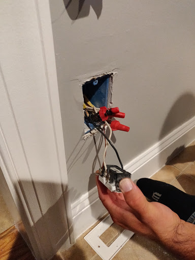 Electrician «Bilco Electric and Datacom, LLC- Electrician Staten Island», reviews and photos, 313 Oldfield St, Staten Island, NY 10306, USA