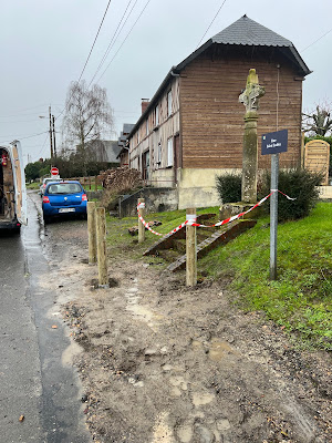 Croix d'Heuland à Heuland