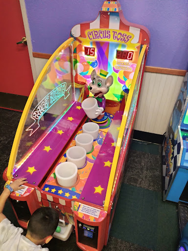 Shopping Mall «Bell Shopping Center», reviews and photos, 5029 E Florence Ave, Bell, CA 90201, USA