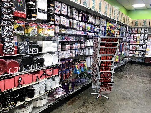 Dollar Store «Dollar King LC», reviews and photos, 3433 Foothill Blvd, La Crescenta, CA 91214, USA