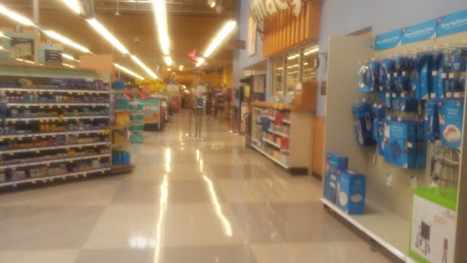 Grocery Store «Kroger», reviews and photos, 350 E Broad St, Pataskala, OH 43062, USA