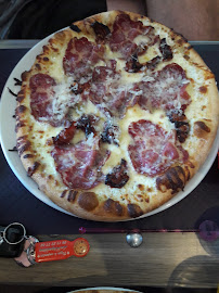Pepperoni du Pizzas à emporter Restaurant La Casa alpinifood à Salins-Fontaine - n°2
