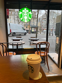 Atmosphère du Restaurant servant le petit-déjeuner Starbucks à Paris - n°4