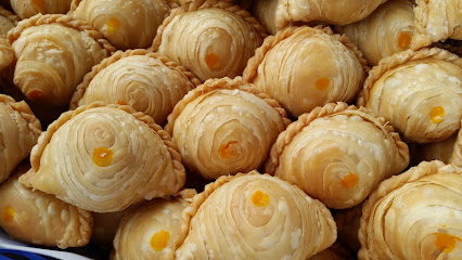 Issaree's Curry Puffs