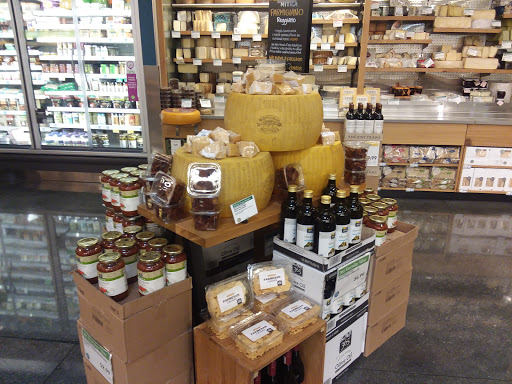 Grocery Store «Whole Foods Market», reviews and photos, 12080 Jefferson Ave #100, Newport News, VA 23606, USA