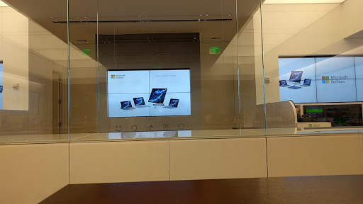 Computer Store «Microsoft Store - The Domain», reviews and photos, 3309 Esperanza Crossing #104, Austin, TX 78758, USA