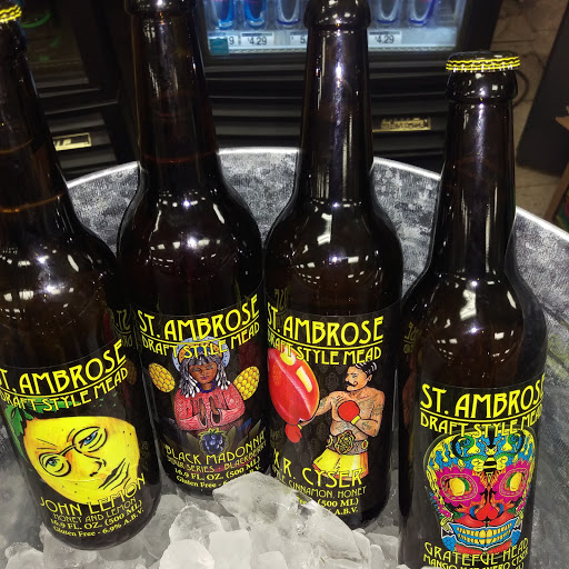 Beer Store «Whistle Stop Party Store», reviews and photos, 2387 E Grand River Ave, Howell, MI 48843, USA