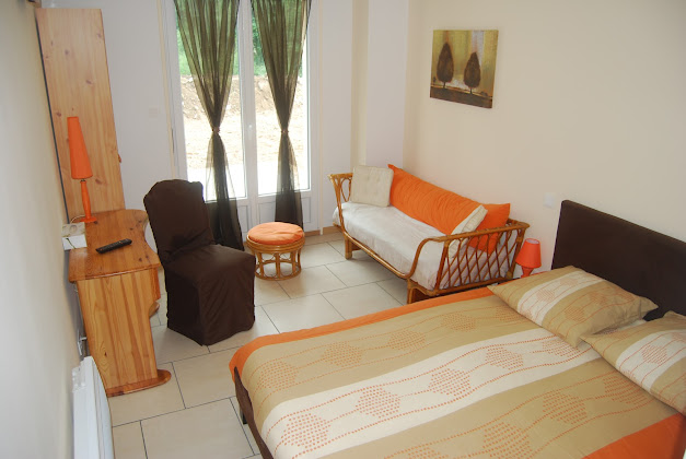 Photos du propriétaire Lodge Le Petit Clos 14500 Vire-Normandie