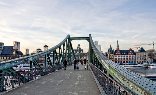 Glass bridge Frankfurt