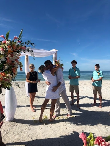 Florist «Flowers By Voytek», reviews and photos, 9524 Blind Pass Rd, St Pete Beach, FL 33706, USA