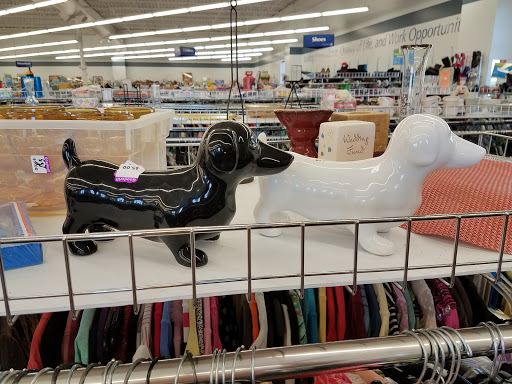 Non-Profit Organization «Goodwill of the Great Plains», reviews and photos