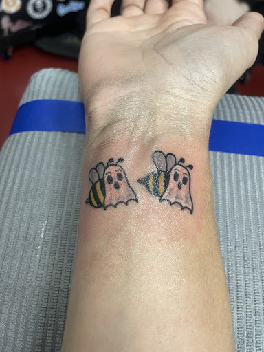 Tattoo Shop «Sarenity Tattoo & Piercing in Birchwood Mall», reviews and photos, 4350 24th Ave, Fort Gratiot Twp, MI 48059, USA