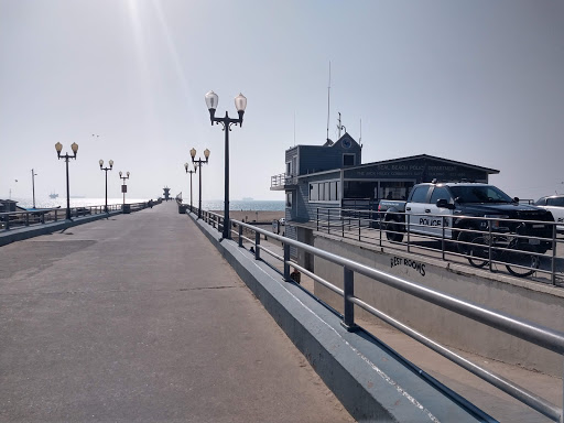 Ice Cream Shop «Cold Stone Creamery», reviews and photos, 101 Main St K, Seal Beach, CA 90740, USA