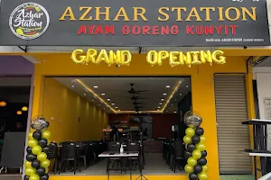 Restoran Azhar Station Ayam Kunyit (Temerloh) image