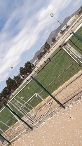 Complejo Juan Soldado - Campo de fútbol