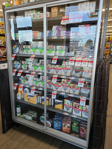 Pet Supply Store «Pet Supplies Plus», reviews and photos, 5348 Dixie Hwy, Waterford Twp, MI 48329, USA