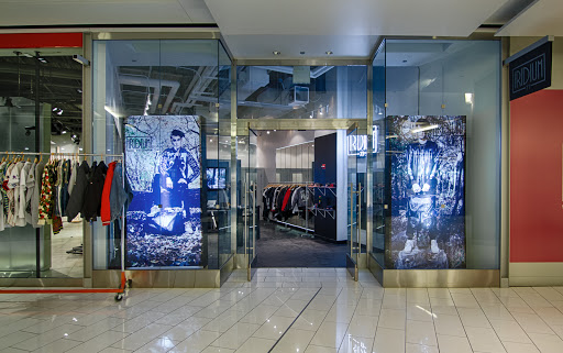 Iridium Clothing Brand, 1330 N Milwaukee Ave, Chicago, IL 60622, USA, 