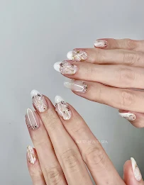 Arete Beauty Spa - Nail de Vue - Car repair in Flushing, NY, Queens - Rated 4.2/5