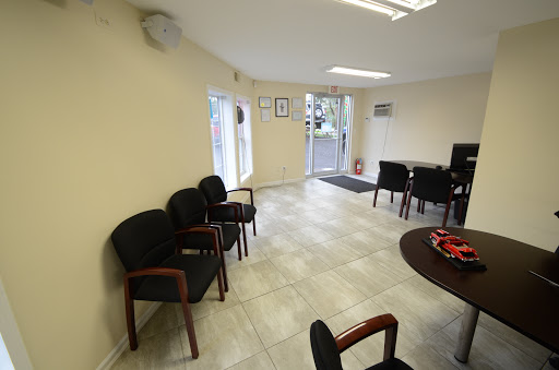 Used Car Dealer «ROSELLE MOTORS INC», reviews and photos, 849 Villa St, Elgin, IL 60120, USA