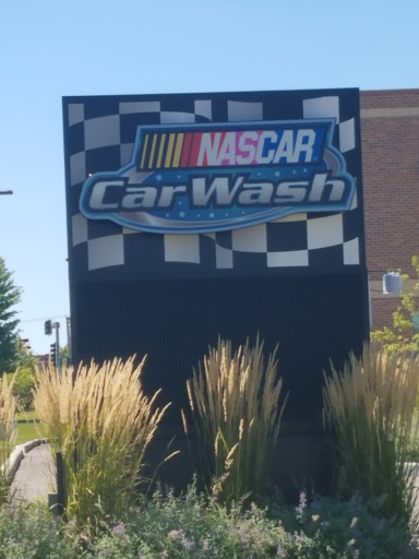 Car Wash «NASCAR Car Wash Naperville», reviews and photos, 2783 Forgue Dr, Naperville, IL 60564, USA