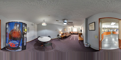 Car Dealer «Eddie Gilstrap Motors», reviews and photos, 207 S Main St, Salem, IN 47167, USA