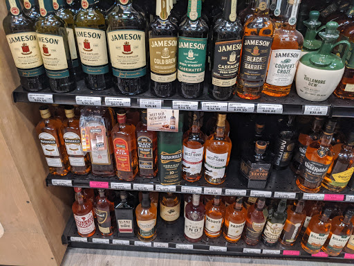 Liquor Store «Beaverton Liquor», reviews and photos, 11423 SW Beaverton Hillsdale Hwy, Beaverton, OR 97005, USA