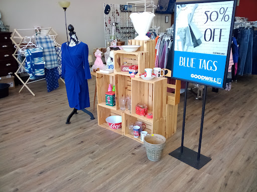 Thrift Store «Goodwill», reviews and photos