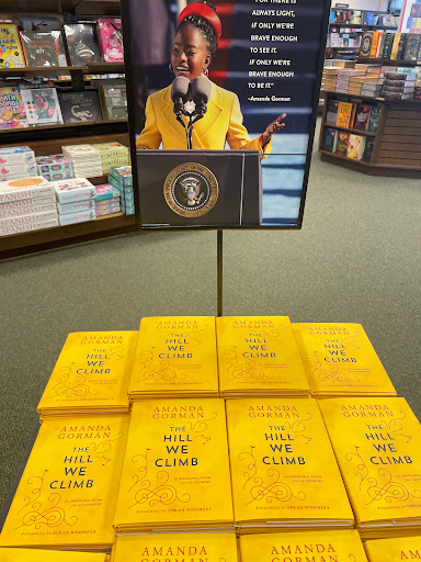 Book Store «Barnes & Noble», reviews and photos, 17111 Haggerty Rd, Northville, MI 48168, USA