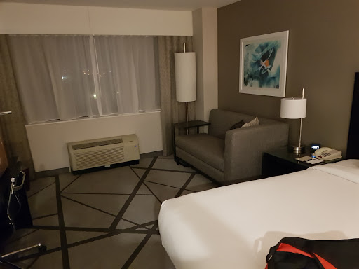 Hotel «DoubleTree by Hilton Hotel Los Angeles - Norwalk», reviews and photos, 13111 Sycamore Dr, Norwalk, CA 90650, USA