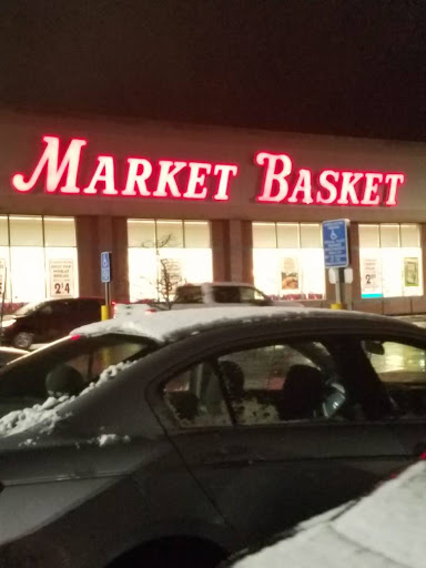 Grocery Store «Market Basket», reviews and photos, 310 Mishawum Rd, Woburn, MA 01801, USA