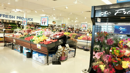 Grocery Store «Grade A Markets- Newfield Ave.- Stamford, CT», reviews and photos, 563 Newfield Ave, Stamford, CT 06905, USA